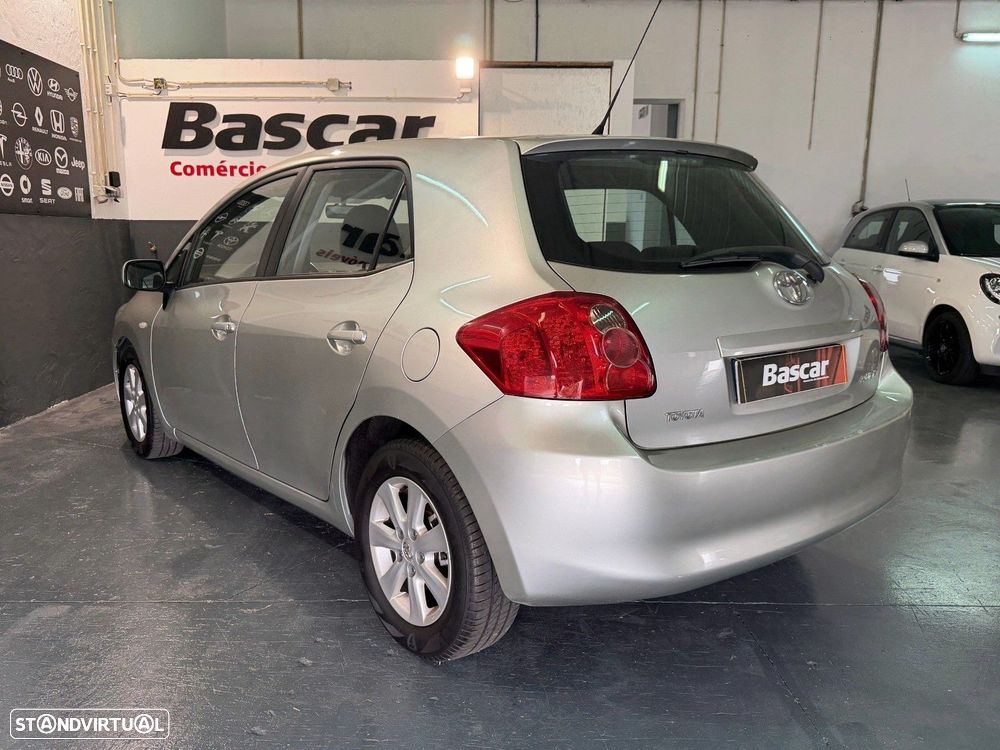 Toyota Auris 1.4 D-4D AC - 7