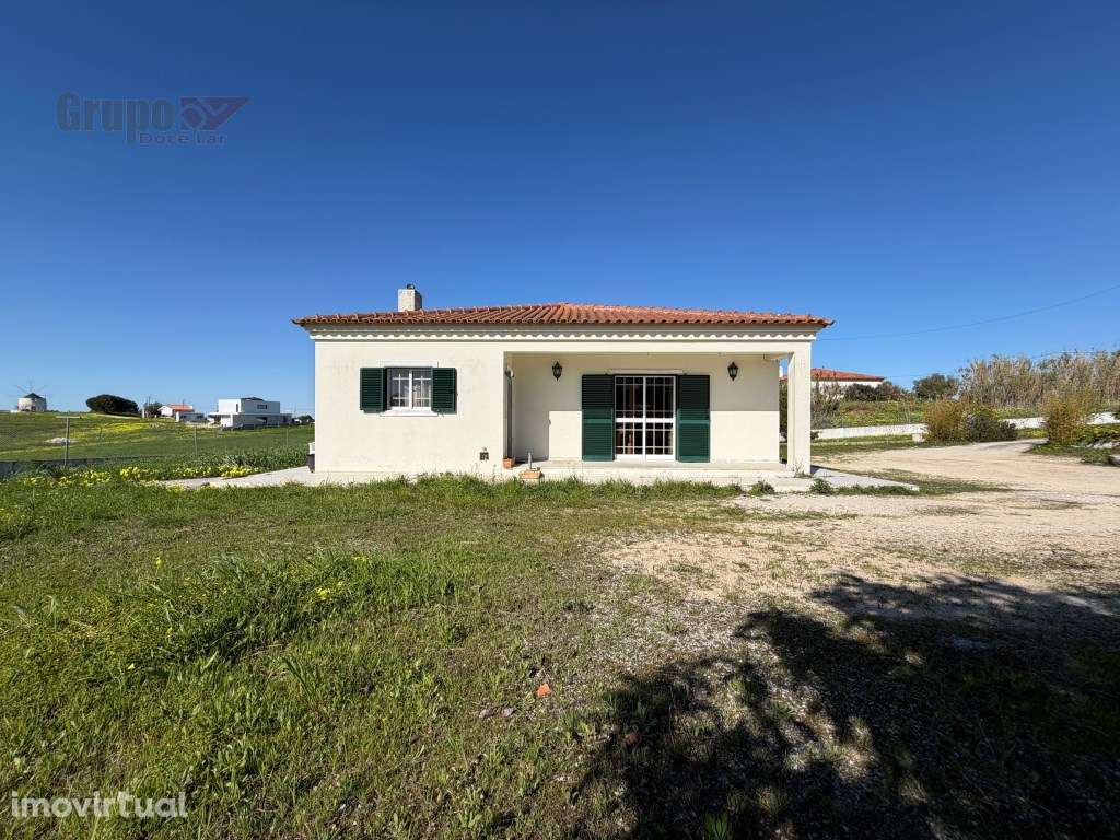 Propriedade Exclusiva em Sesimbra: Moradia T3 + Projeto Aprovado e ... - Grande imagem: 4/35