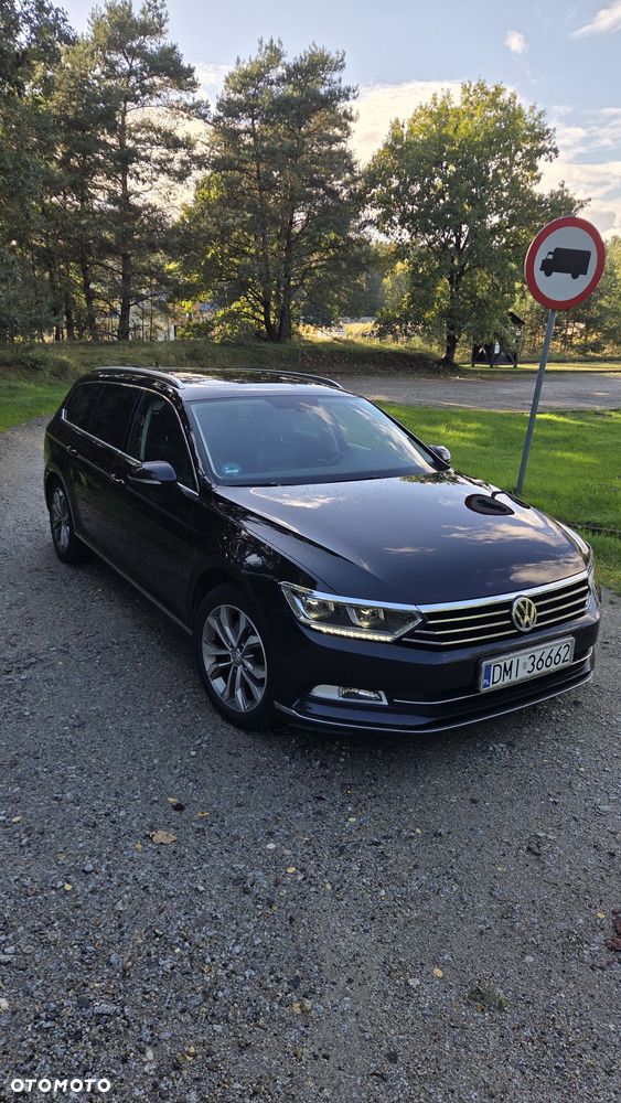 Volkswagen Passat - 2