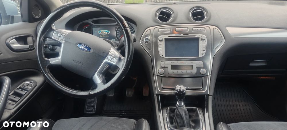 Ford Mondeo 2.2 TDCi Titanium - 13