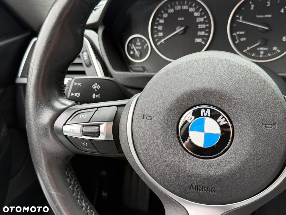 BMW 3GT - 24