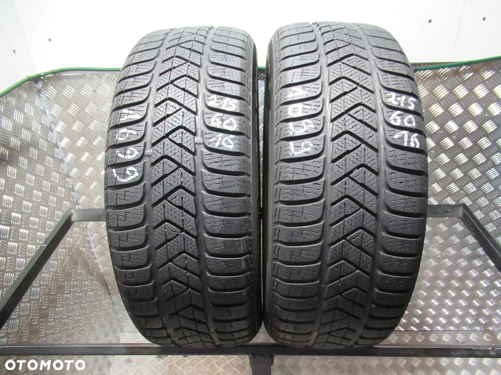 2x Pirelli Winter Sottozero 3 215/60/16 99H nr.1699 - 1
