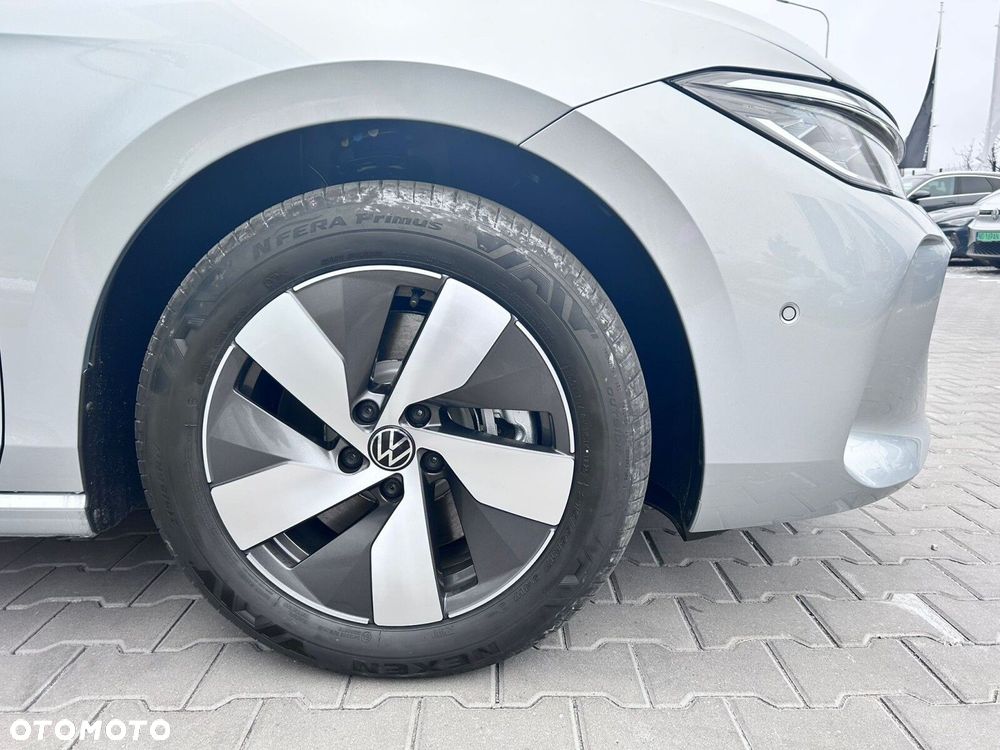 Volkswagen Passat - 5