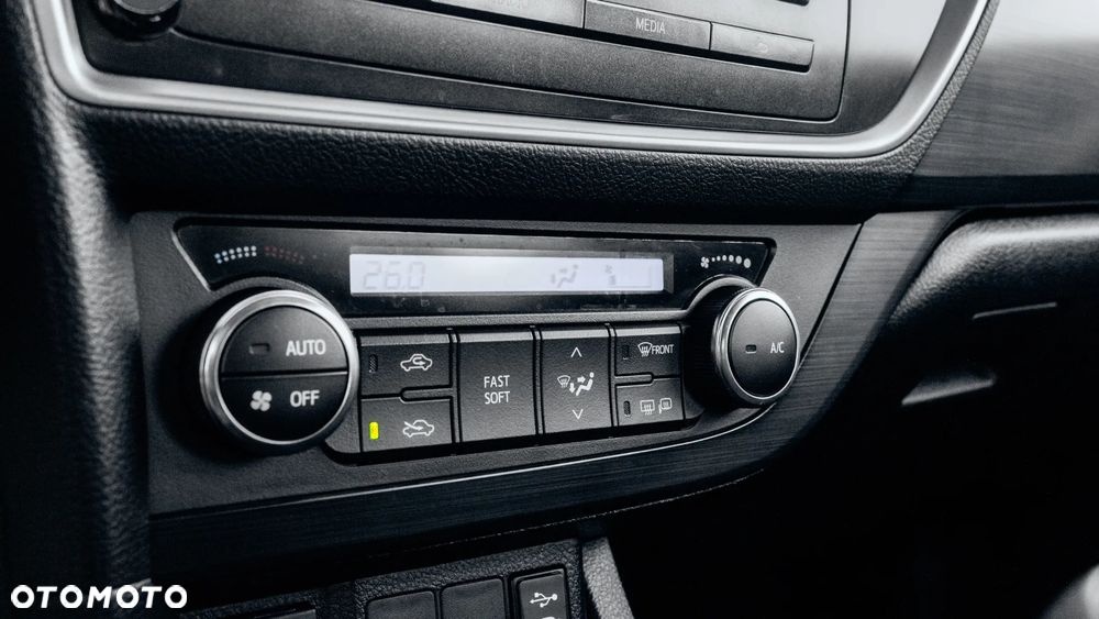 Toyota Auris 1.33 VVT-i Life+ - 20