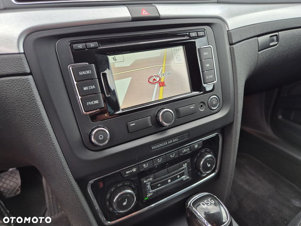 Skoda Superb 2.0 TDI DSG Elegance - 25