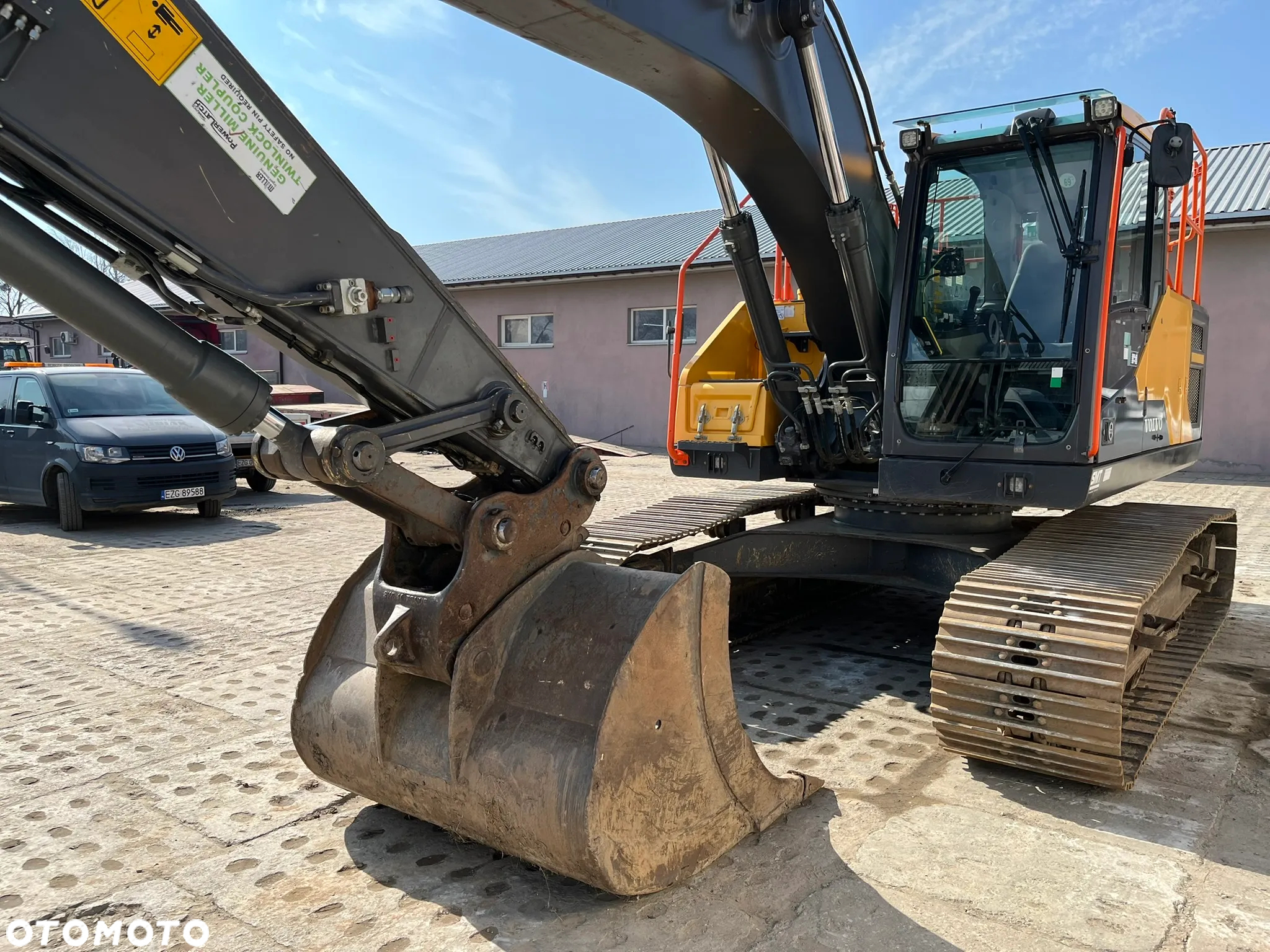 Volvo EC220EL - 6