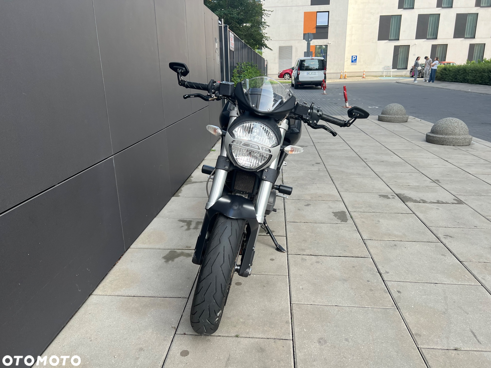 Ducati Monster - 8