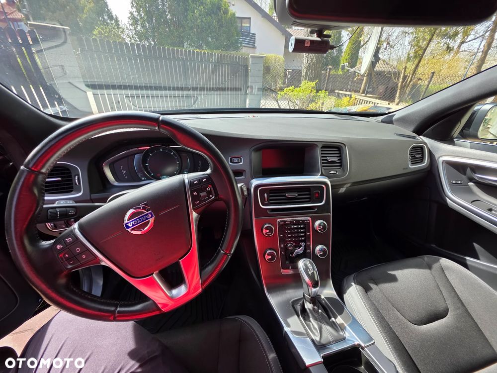 Volvo V60 - 18