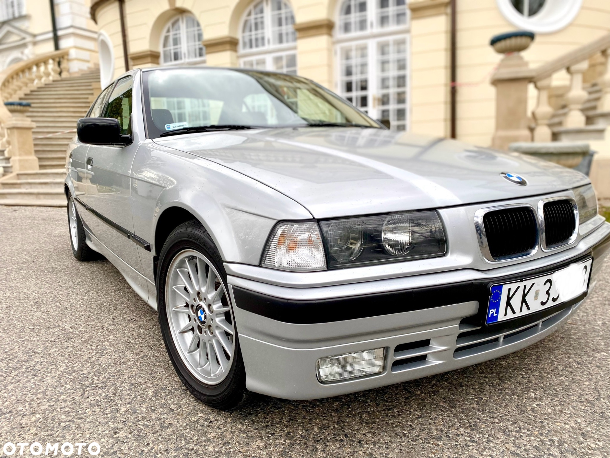 BMW Seria 3 316i Touring - 12
