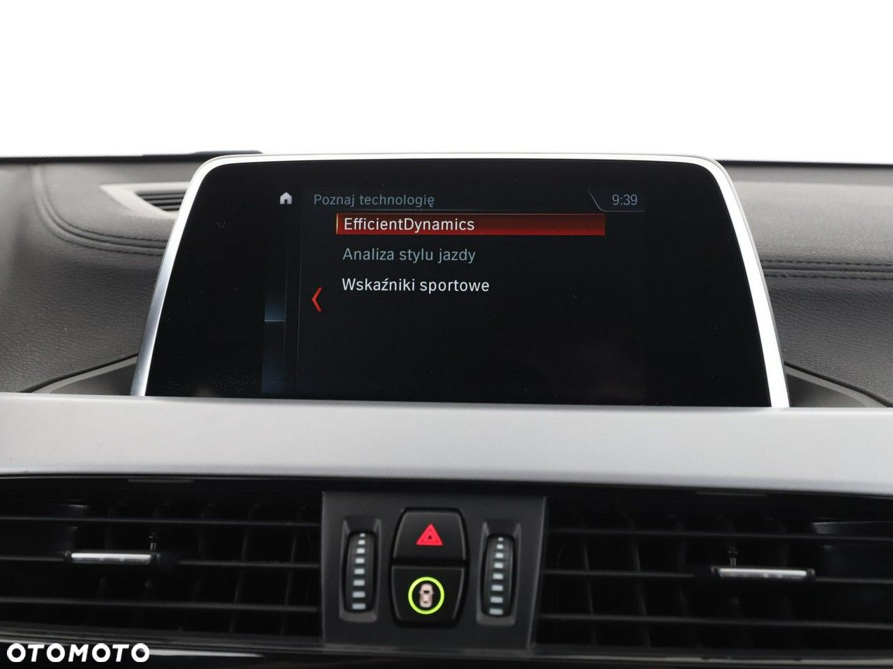 BMW X2 sDrive18d Advantage - 29