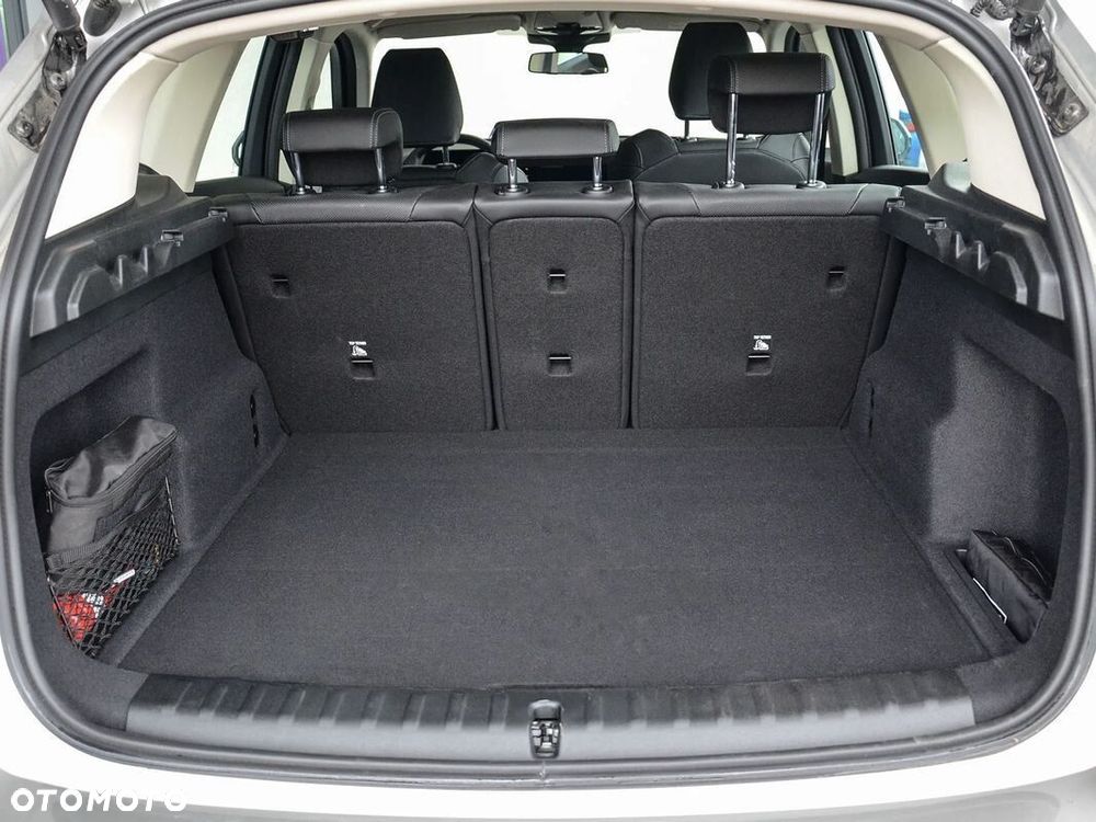 BMW X1 - 16