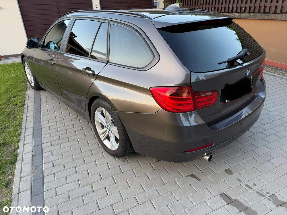 BMW Seria 3 318d - 21
