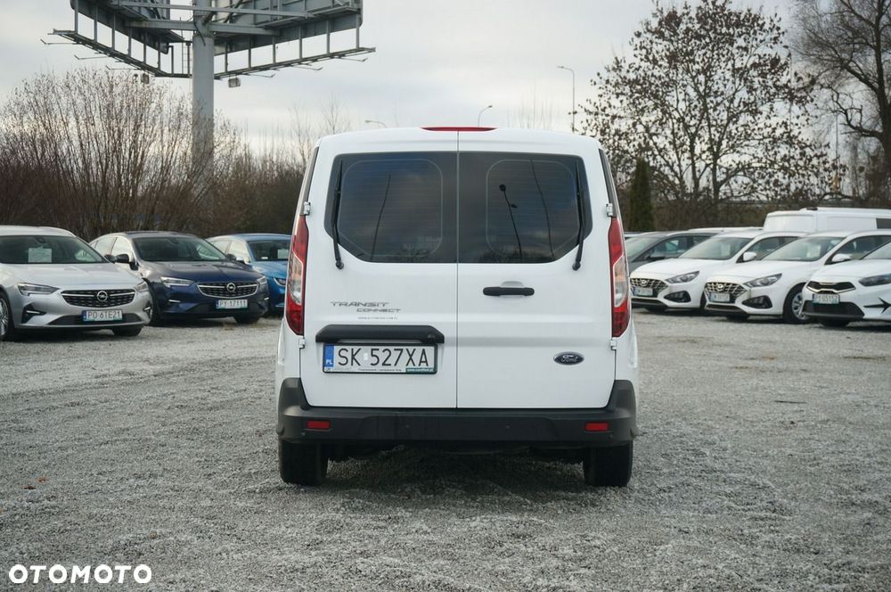 Ford Transit Connect - 8
