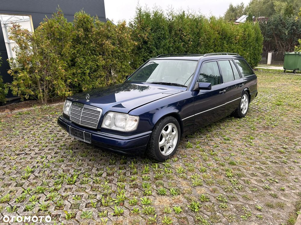 Mercedes-Benz Klasa E - 1
