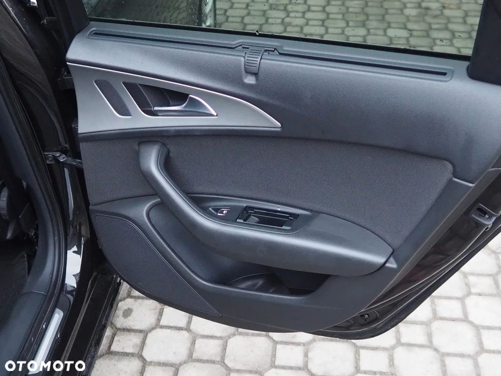 Audi A6 Avant - 17