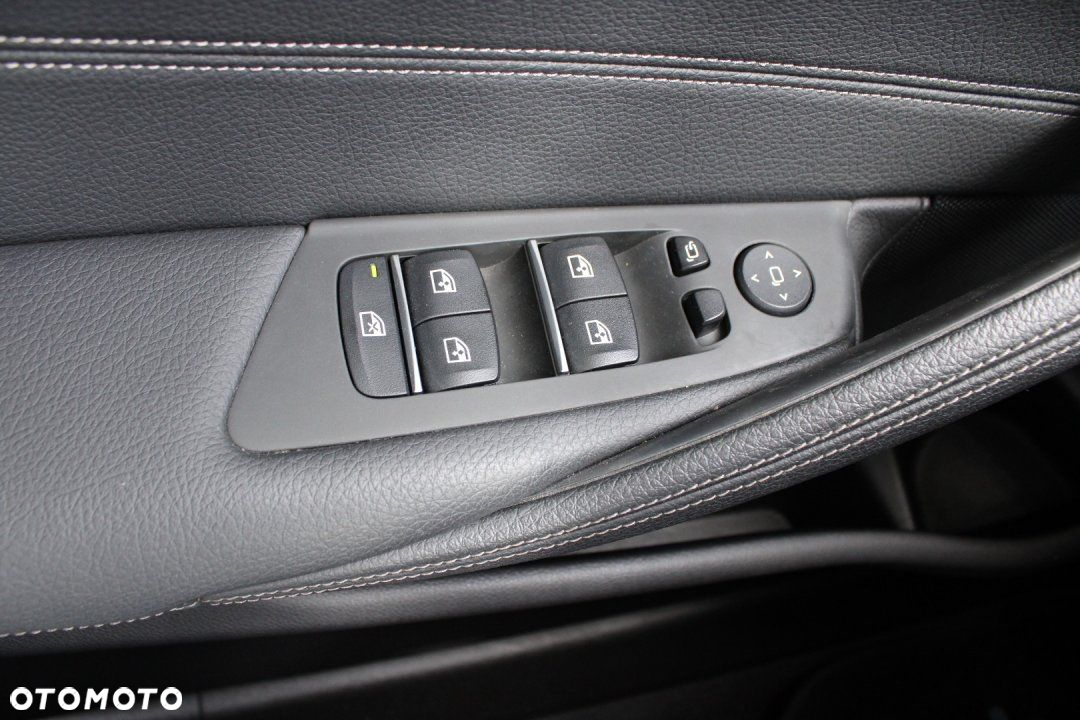 BMW Seria 5 - 12