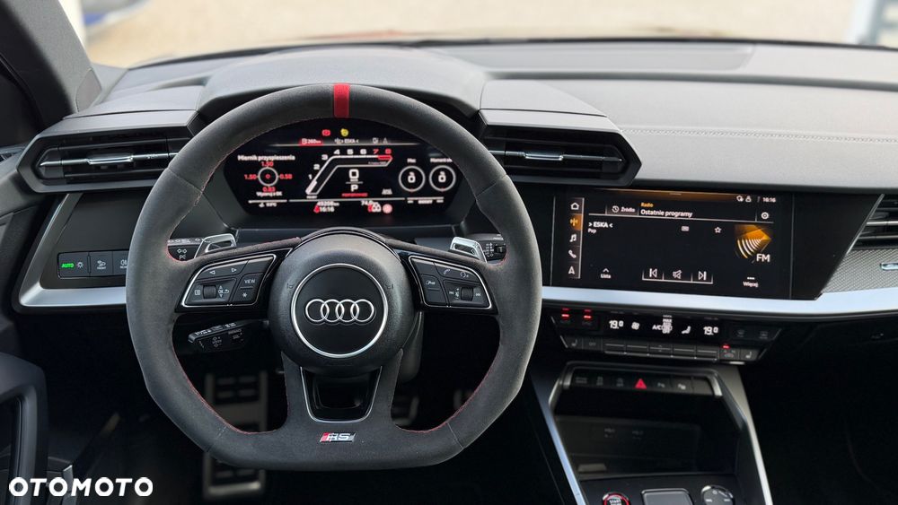 Audi RS3 Sportback - 28