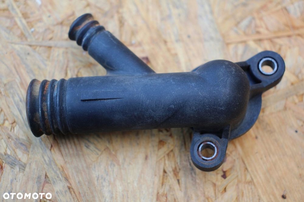 Króciec wody BMW E36 Z3 m43 1.6 1.8 1739208 BENZYNA - 1