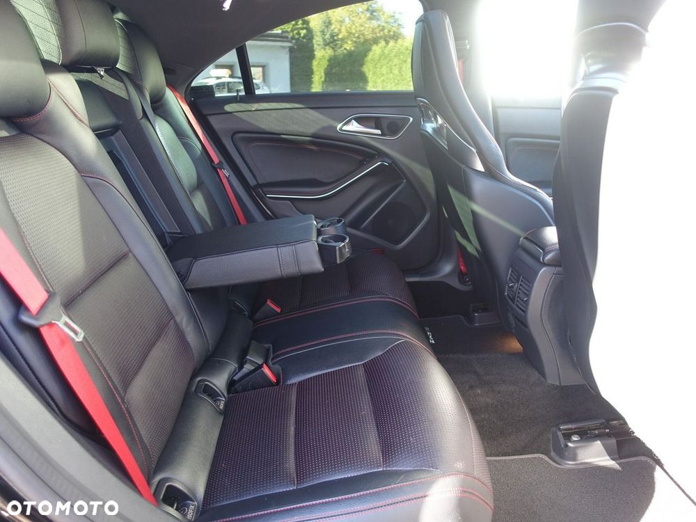 Mercedes-Benz CLA AMG 45 4Matic AMG Speedshift DCT 7G AMG Night Edition - 20