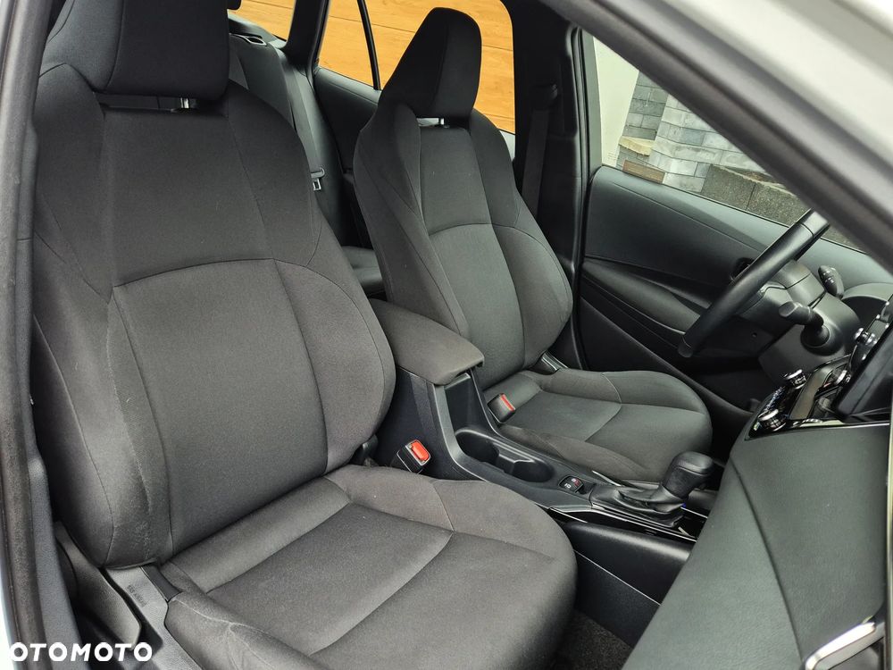 Toyota Corolla 1.8 Hybrid Comfort - 15