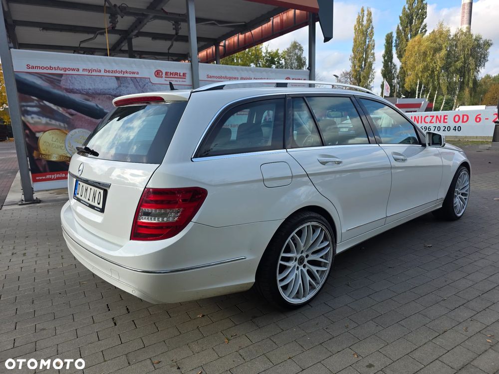 Mercedes-Benz Klasa C 180 T (BlueEFFICIENCY) 7G-TRONIC Avantgarde - 29
