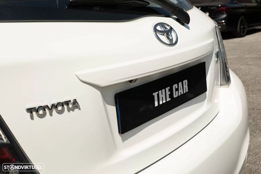 Toyota Yaris 1.4 D-4D Exclusive - 6