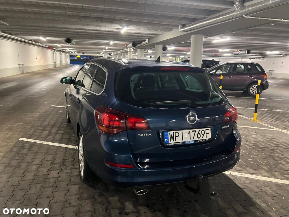 Opel Astra 1.4 Turbo - 12