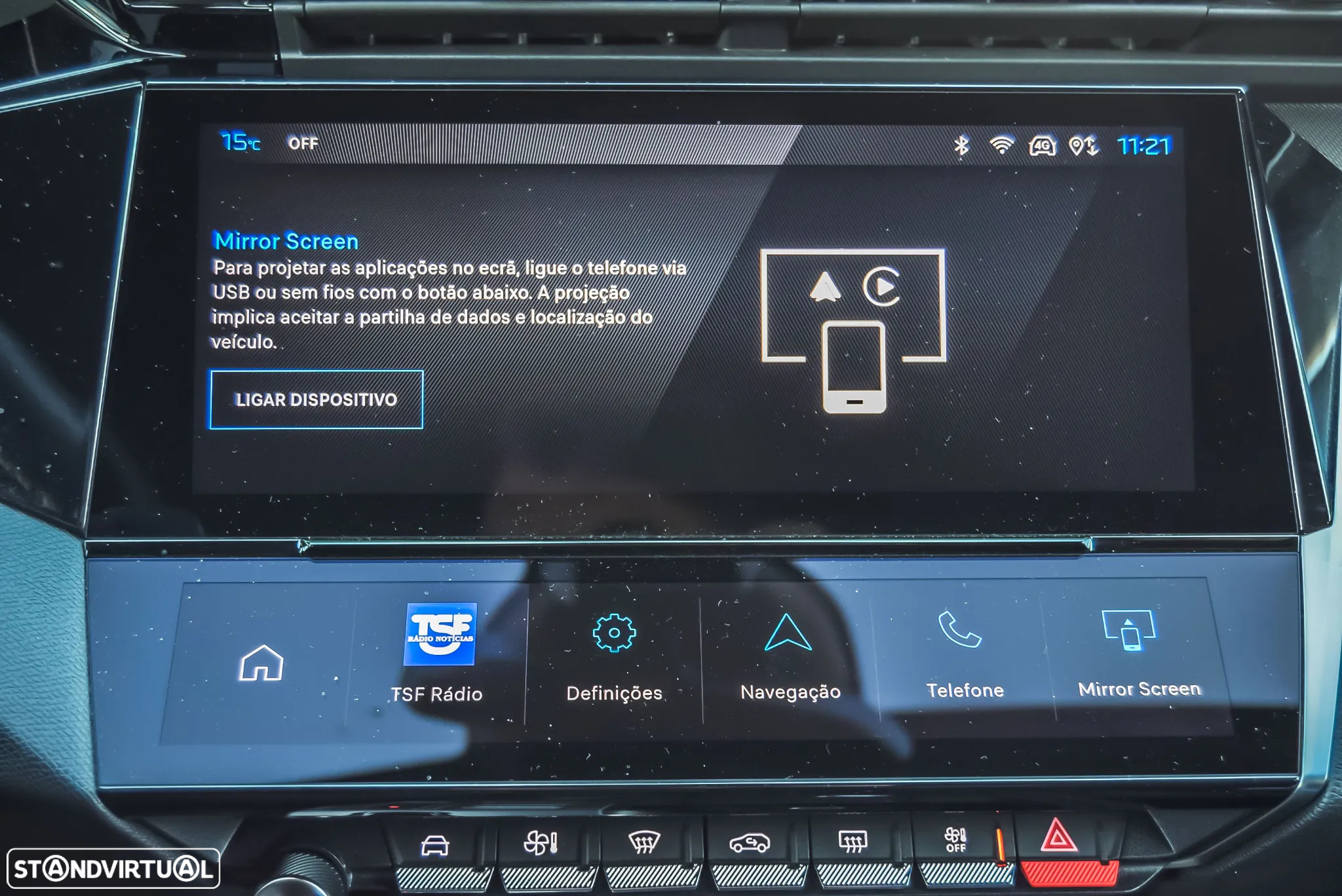 Peugeot 408 1.6 Hybrid GT e-EAT8 - 32