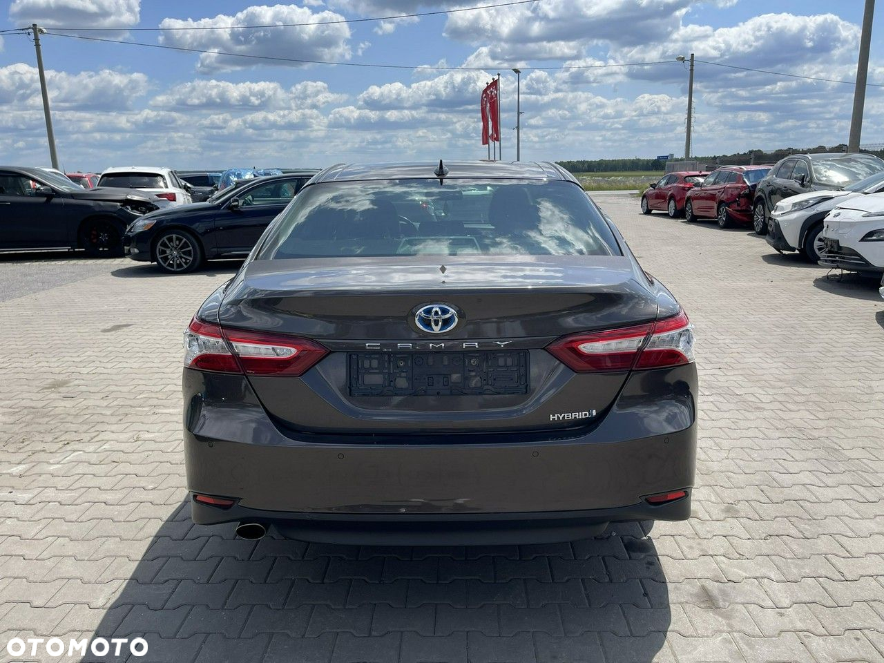 Toyota Camry 2.5 Hybrid Comfort CVT - 3