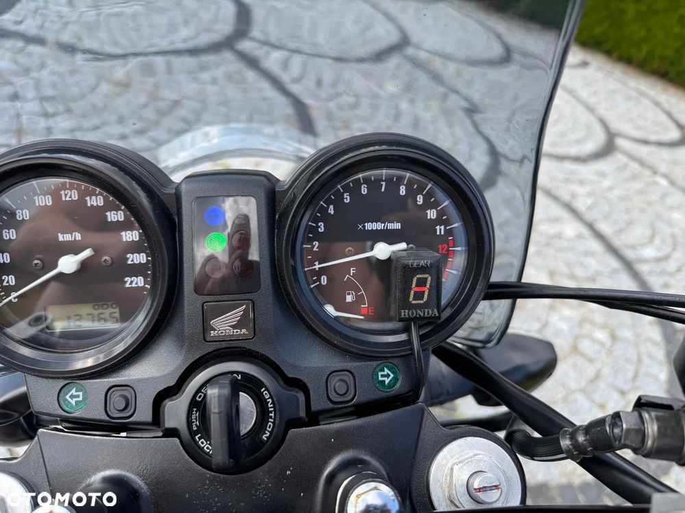 Honda CBF - 32