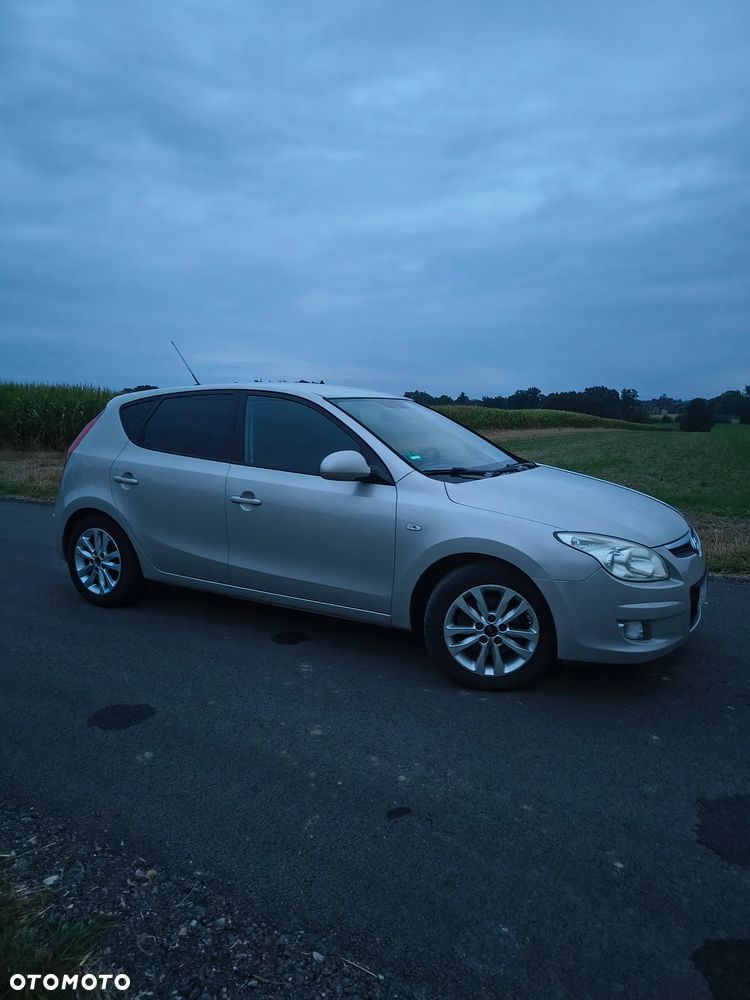 Hyundai i30 1.4 Comfort - 1