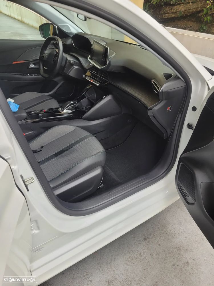 Peugeot e-208 Active - 6