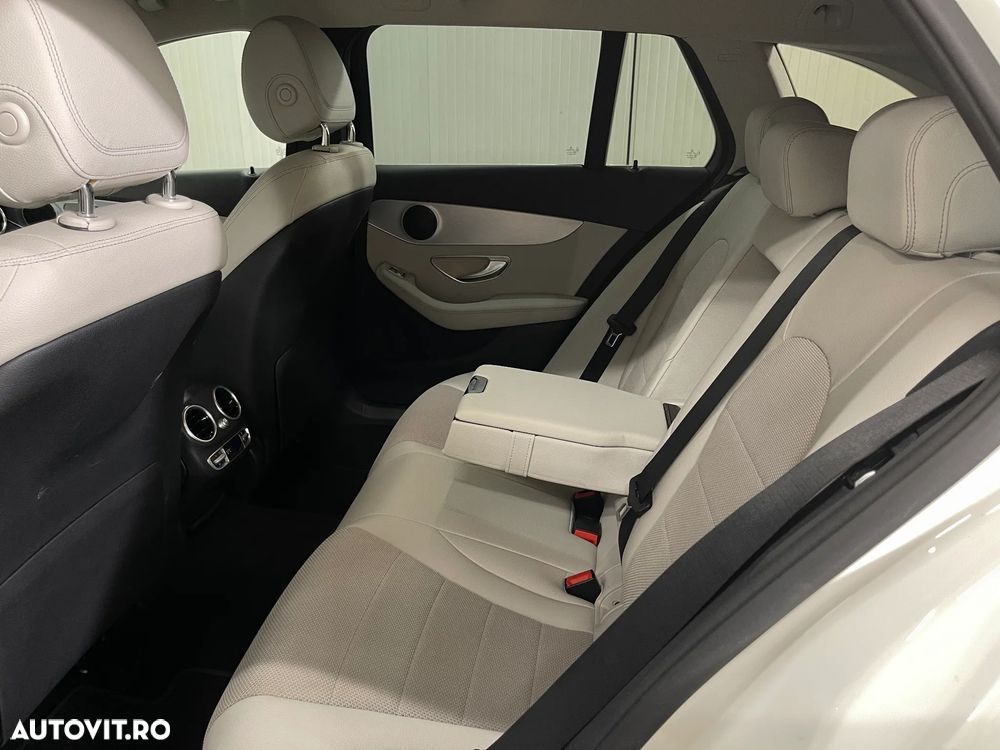 Mercedes-Benz C 350 e 7G-TRONIC Exclusive - 12