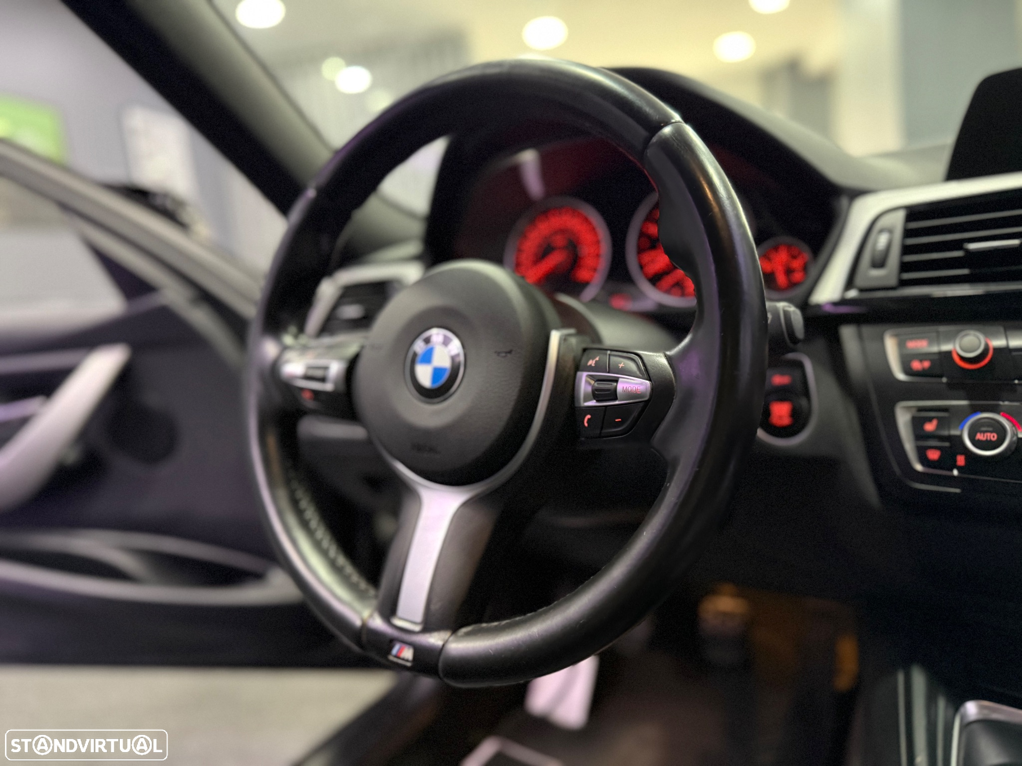 BMW 318 d Touring Pack M - 10
