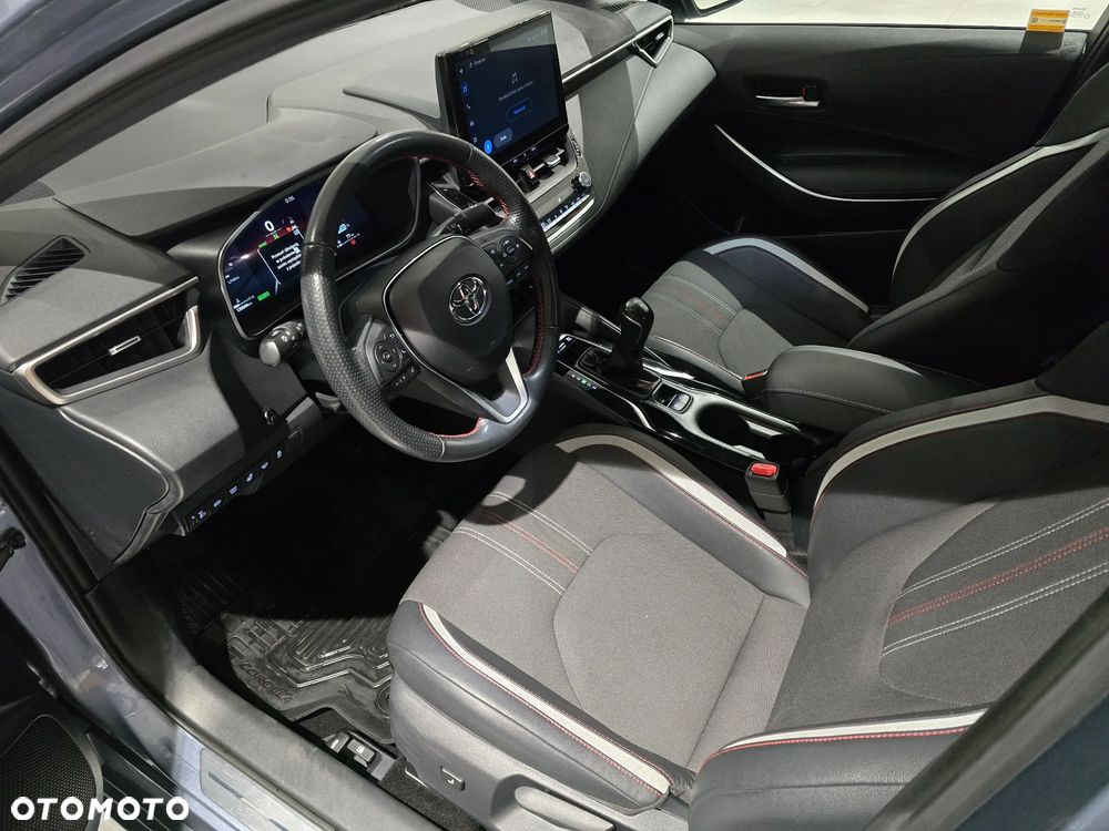 Toyota Corolla 1.8 Hybrid GR Sport - 11