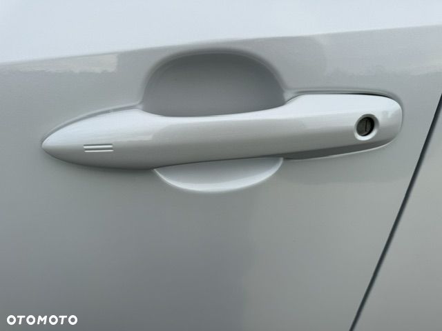 Toyota Corolla - 36