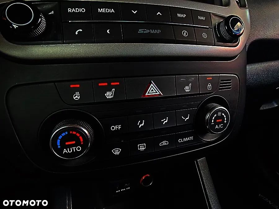 Kia Venga 1.6 CVVT Automatik Dream-Team Edition - 27