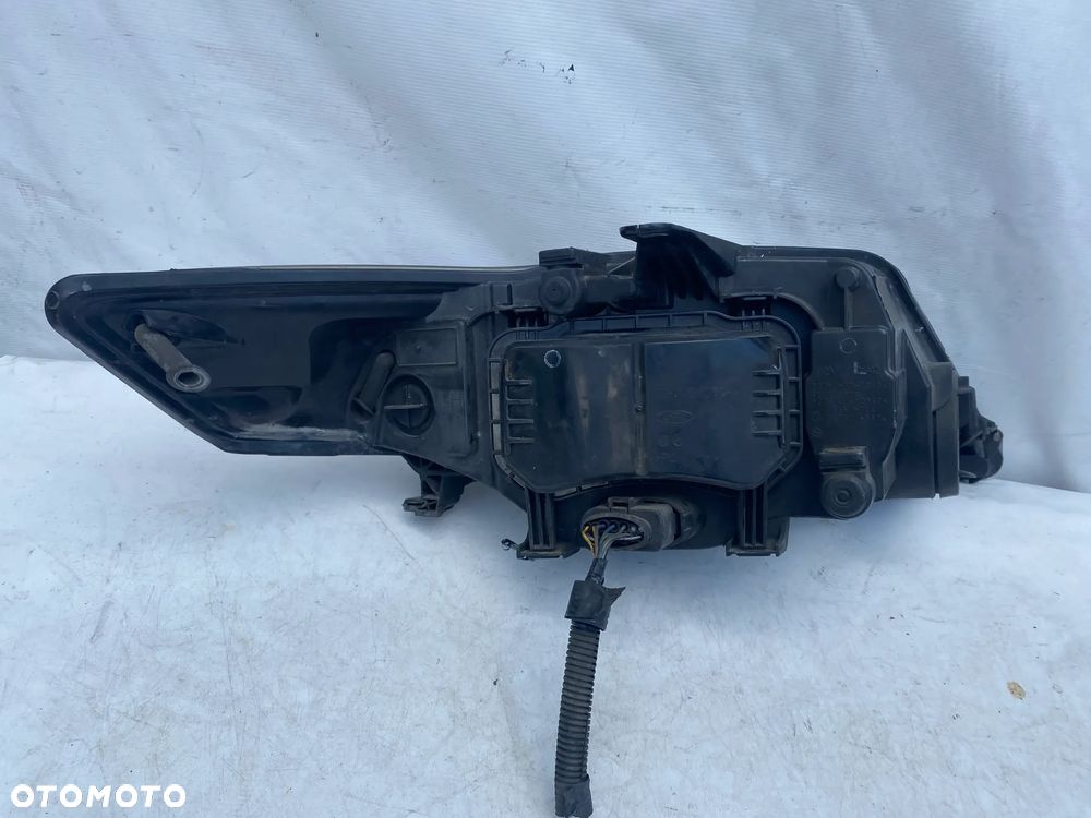lampa mondeo mk4 soczewka lewa eu cała - 2
