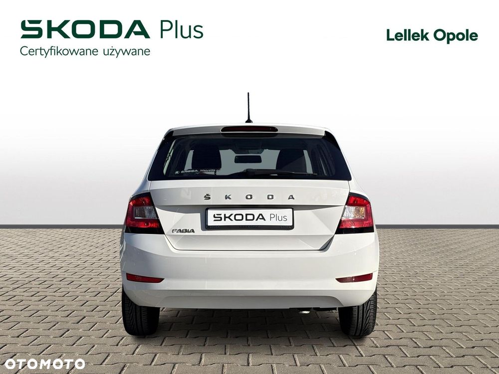 Skoda Fabia - 8