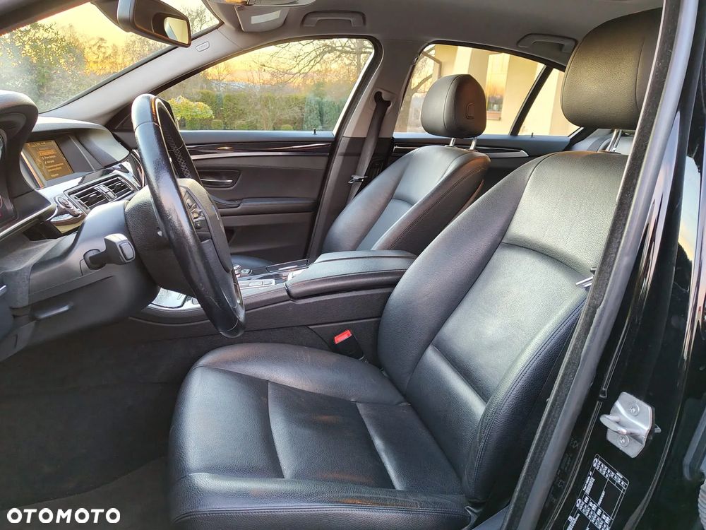 BMW Seria 5 520d - 16