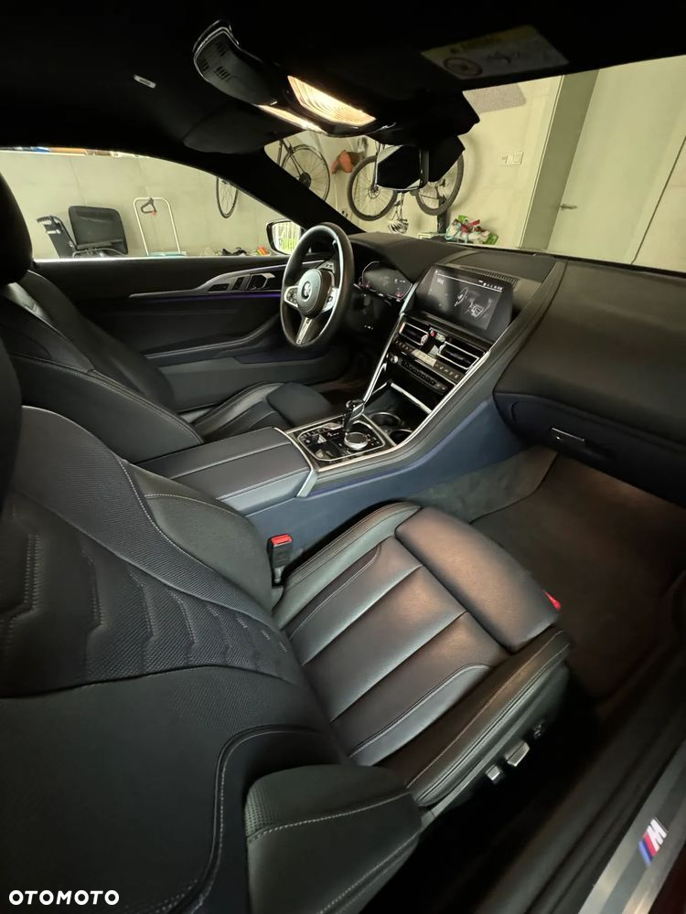 BMW Seria 8 840i xDrive - 14