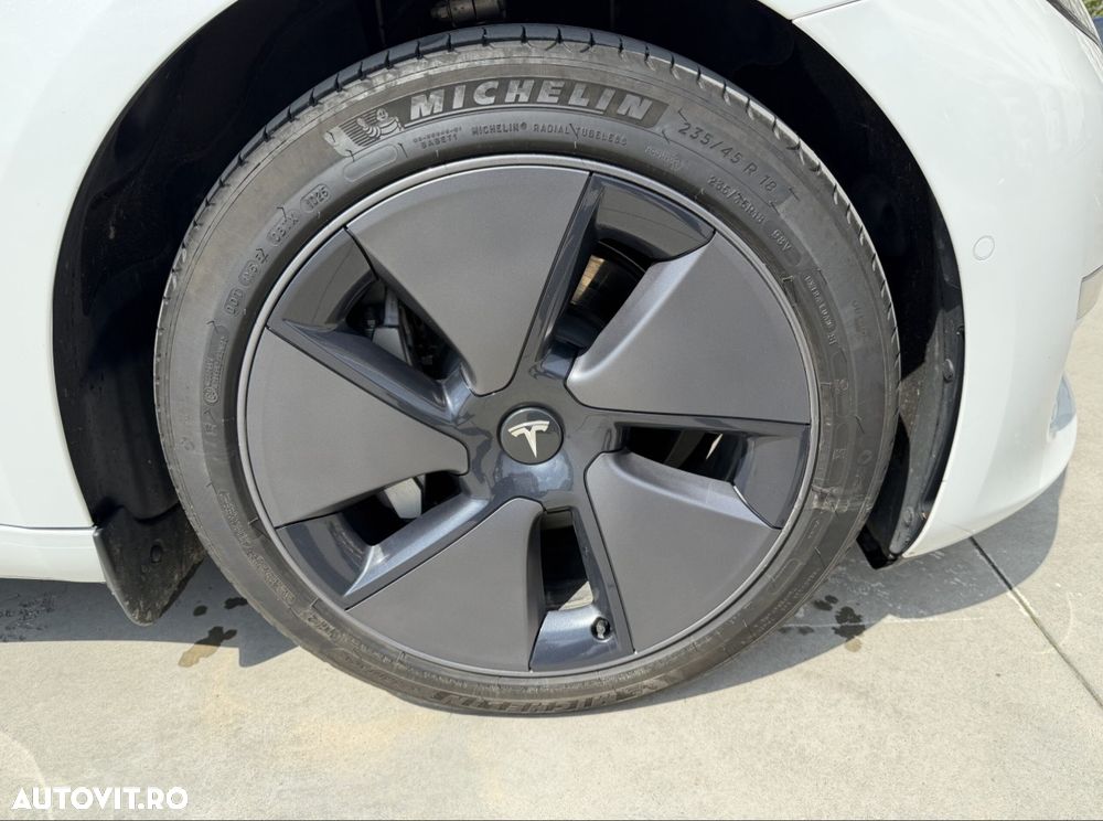 Tesla Model 3 Long Range AWD Premium - 22