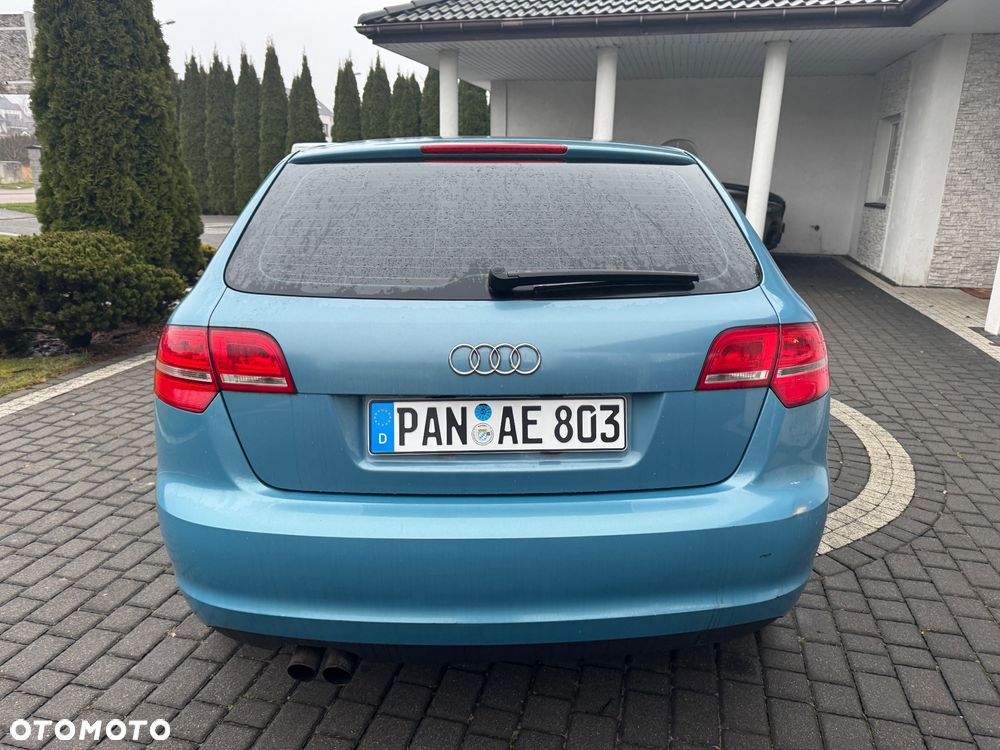 Audi A3 Sportback 2.0 TDI DPF Attraction - 5