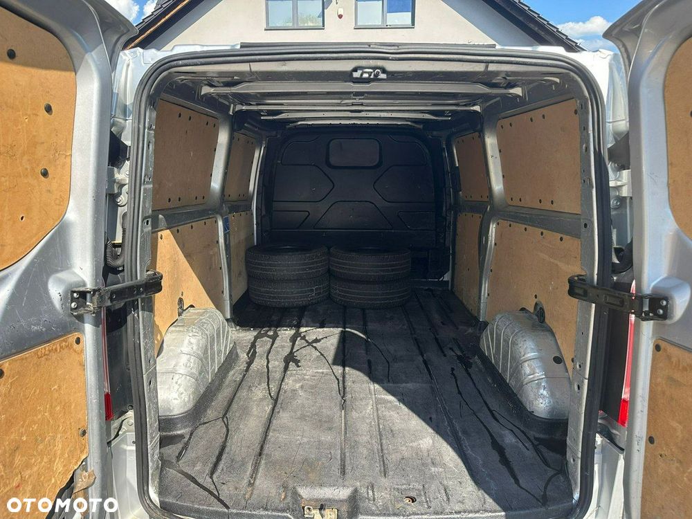 Ford Transit Custom - 11