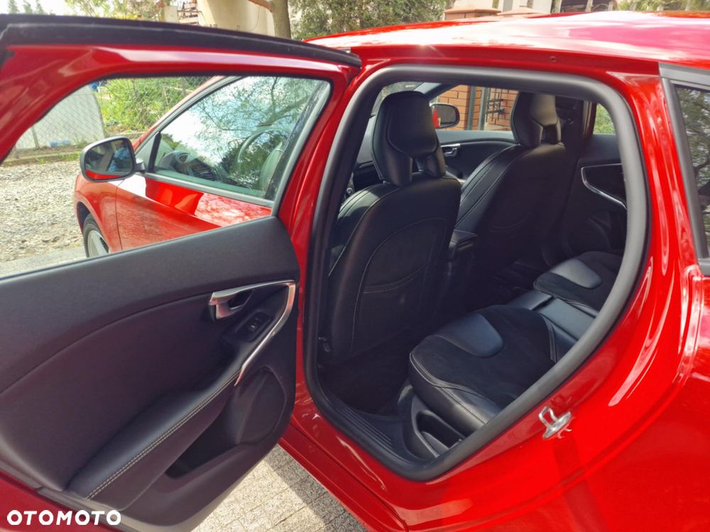 Volvo V40 T3 Drive-E Summum - 23