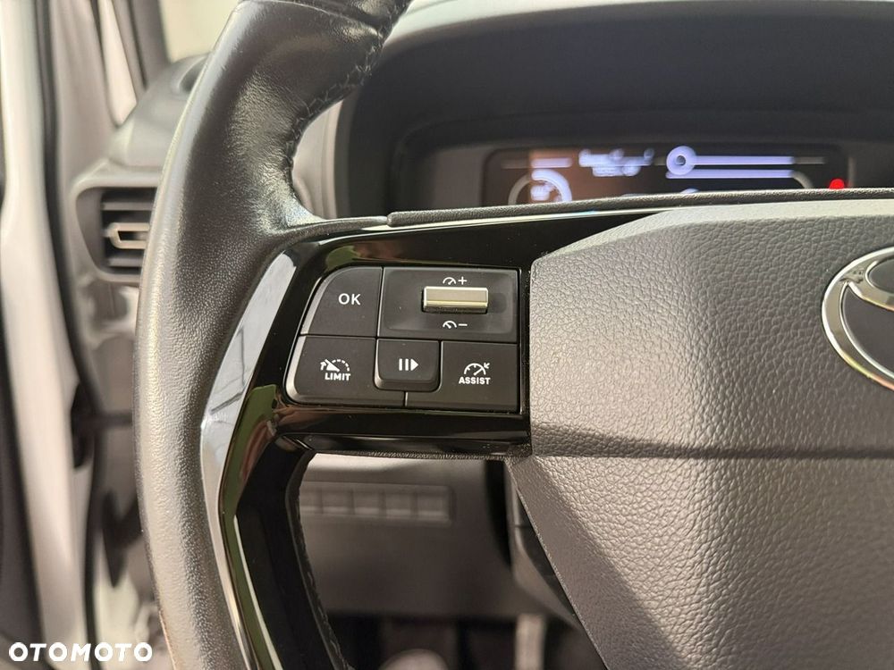 Toyota Proace City - 24
