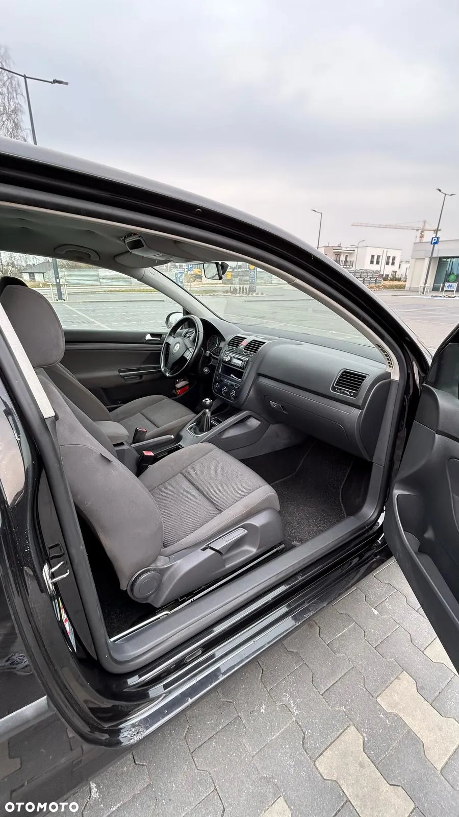 Volkswagen Golf V 1.9 TDI Trendline - 8