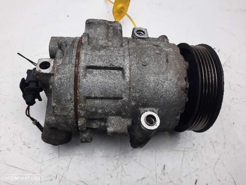 COMPRESSOR DE AR CONDICIONADO AUDI A3 8L - 1