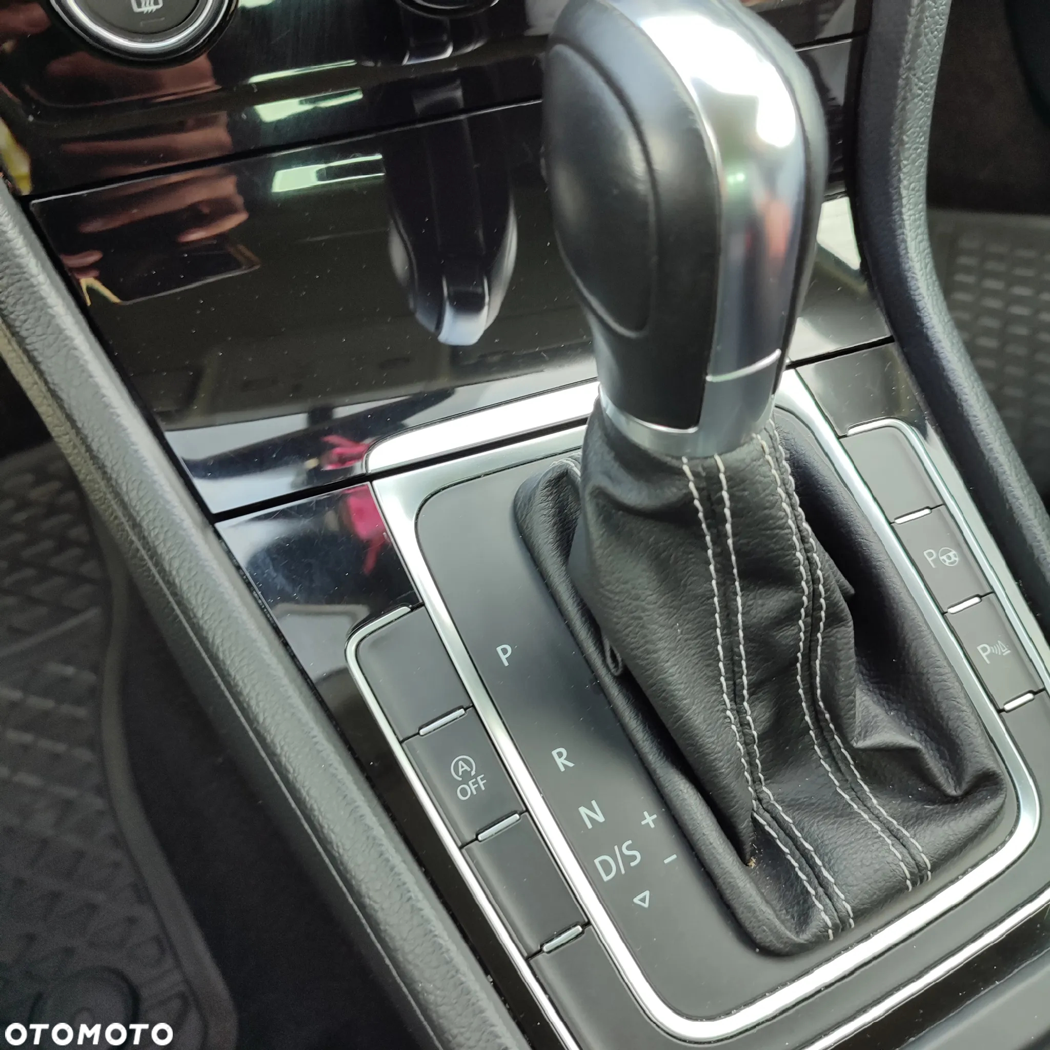 Volkswagen Golf VII 1.4 TSI BMT Comfortline DSG - 7