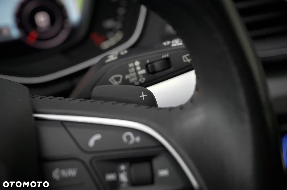 Audi Q5 35 TDI Quattro Sport S tronic - 36